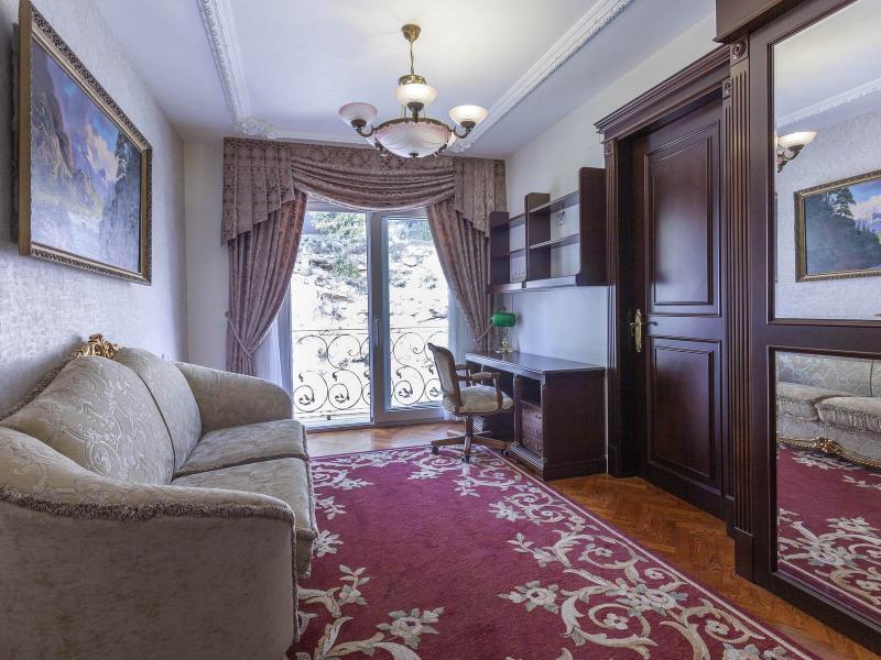 Exceptional Seven-Bedroom Villa , Valencia 
