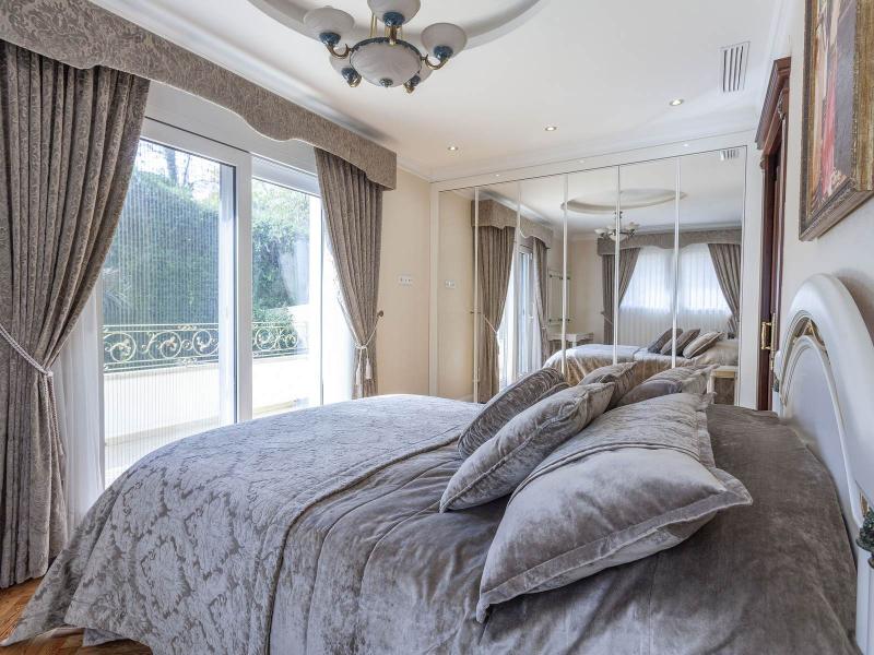 Exceptional Seven-Bedroom Villa , Valencia 