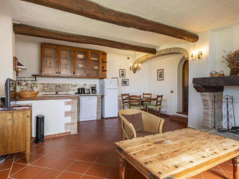 Historic Chianti Villa for Sale with Pool, Olive Grove & Panoramic Views in Castellina in Chianti , Tuscany 
