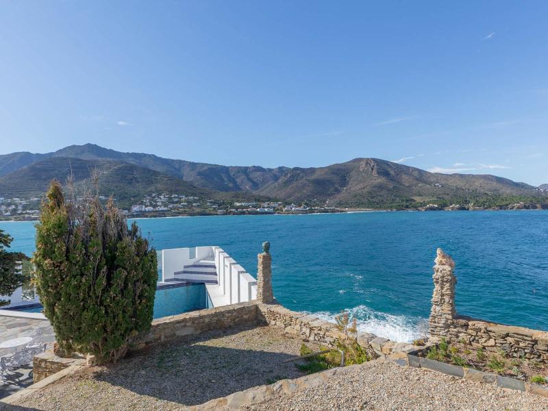 Rare Hilltop Villa with 360° Views , Costa Brava 