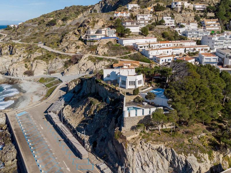 Rare Hilltop Villa with 360° Views , Costa Brava 
