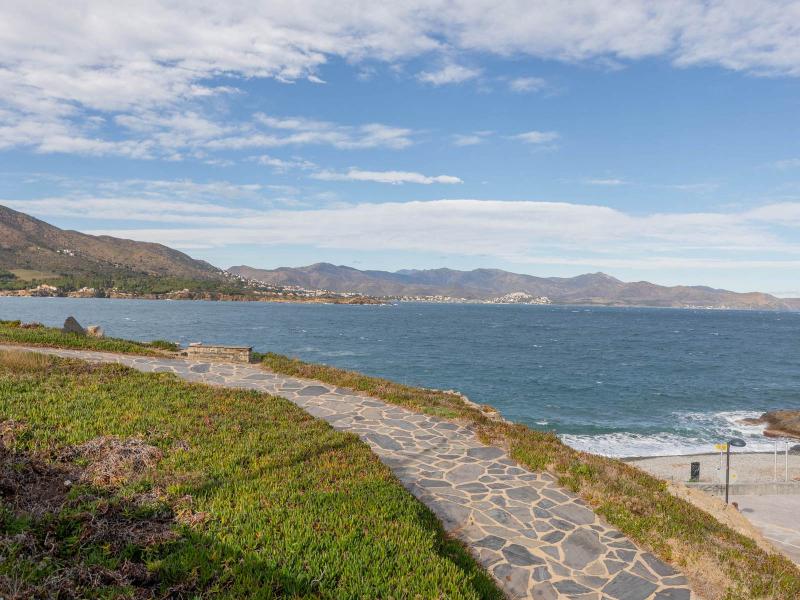 Rare Hilltop Villa with 360° Views , Costa Brava 