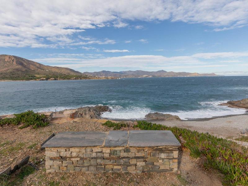 Rare Hilltop Villa with 360° Views , Costa Brava 
