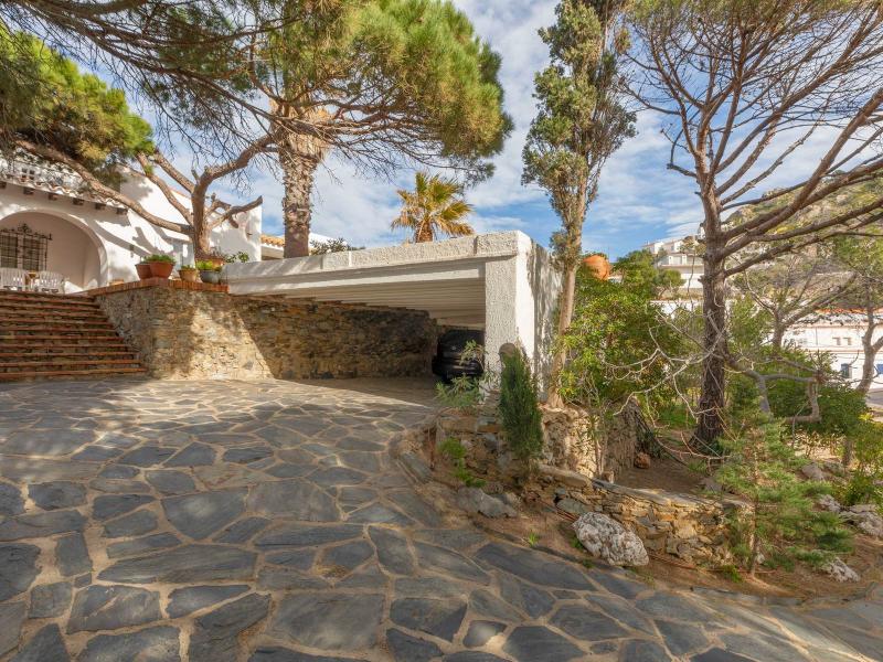 Rare Hilltop Villa with 360° Views , Costa Brava 