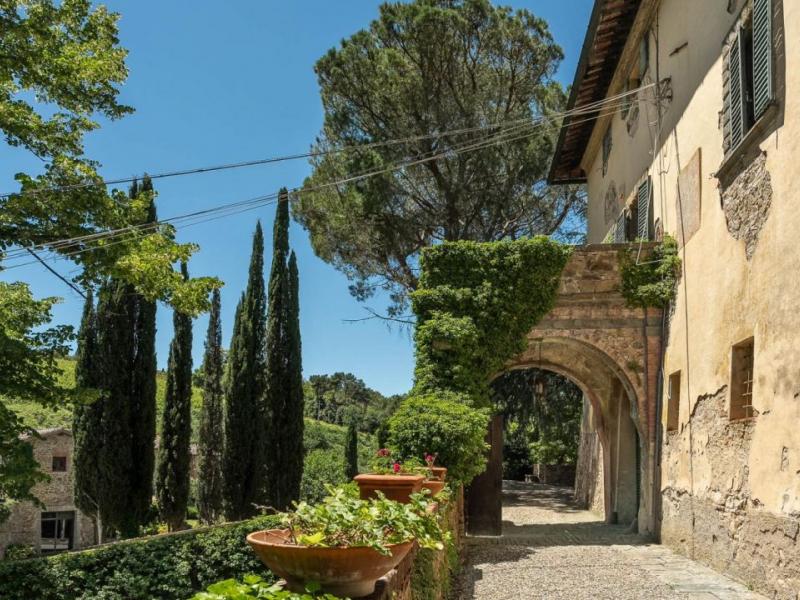 Wineries for sale for sale in Siena - Castelnuovo Berardenga , Tuscany 