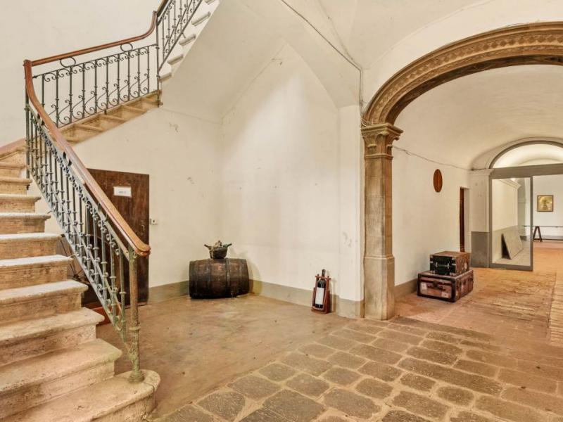 Wineries for sale for sale in Siena - Castelnuovo Berardenga , Tuscany 
