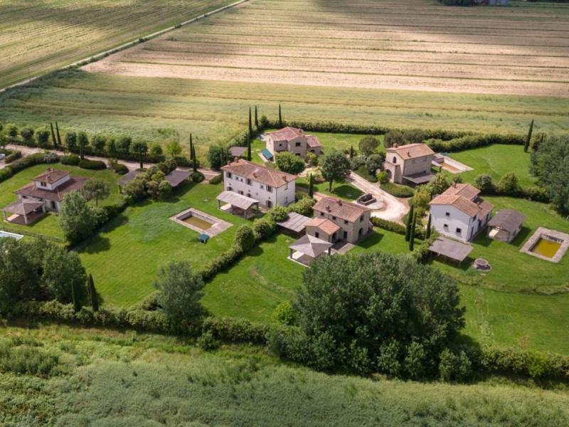 Houses for sale in Arezzo - Cortona , 