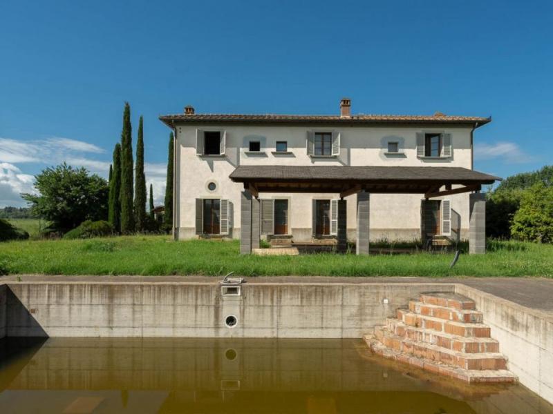 Houses for sale in Arezzo - Cortona , 