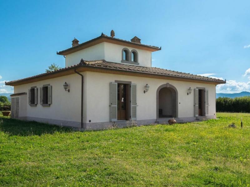 Houses for sale in Arezzo - Cortona , 