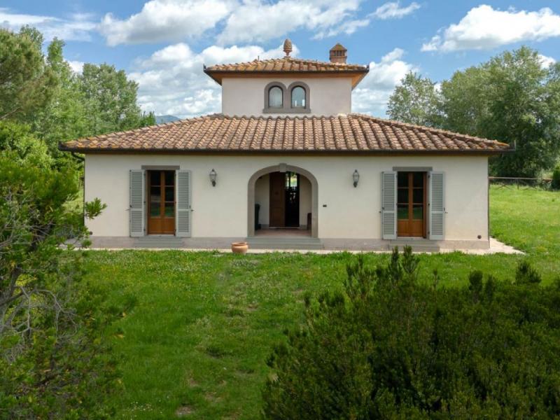 Houses for sale in Arezzo - Cortona , 