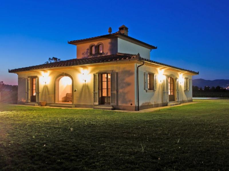 Houses for sale in Arezzo - Cortona , 