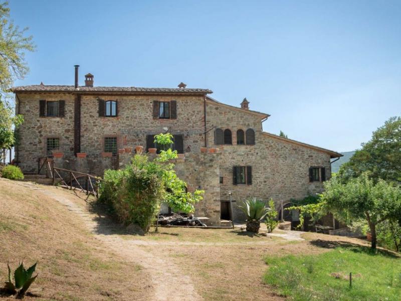 Borgo/Hamlet for sale for sale in Perugia - Piegaro , Umbria 
