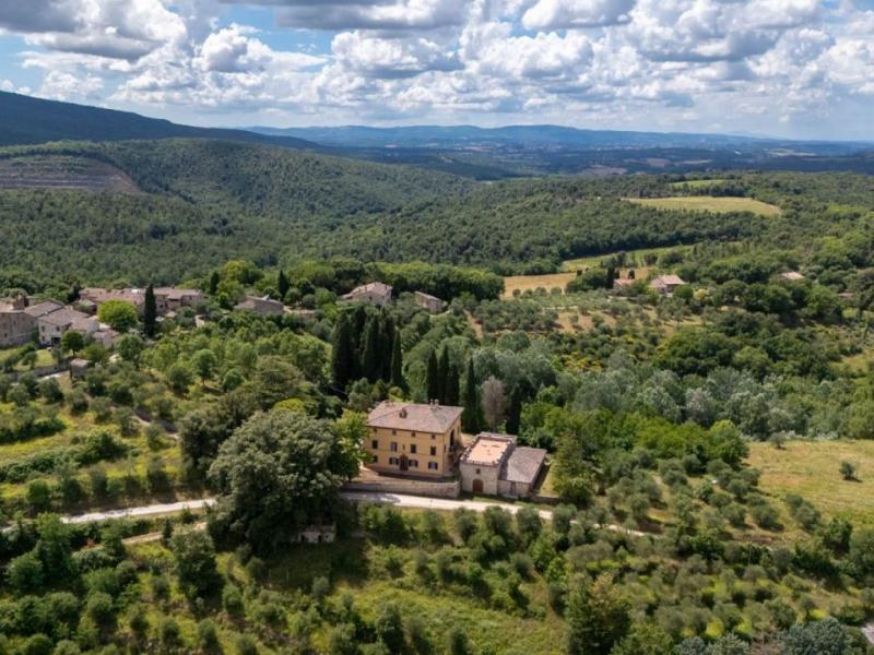 Wineries for sale for sale in Siena - Monteriggioni , 