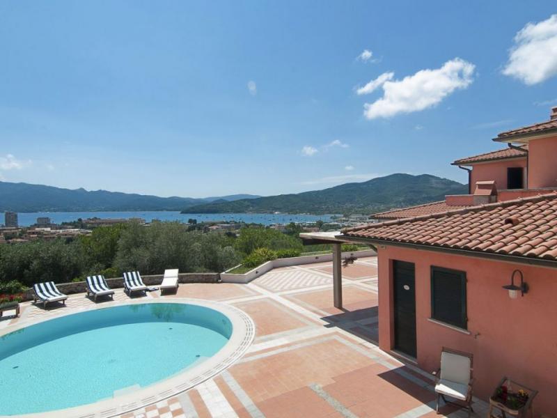 Elegant Sea View Villa with Pool , Tuscany 