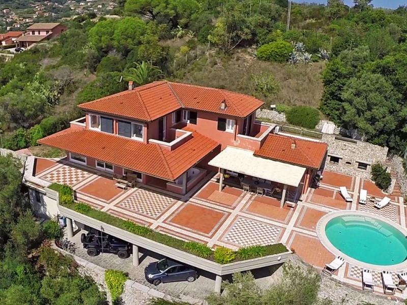 Elegant Sea View Villa with Pool , Tuscany 