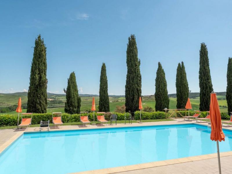 Historic Stone Villa for Sale in San Quirico d’Orcia, Tuscany , Tuscany 