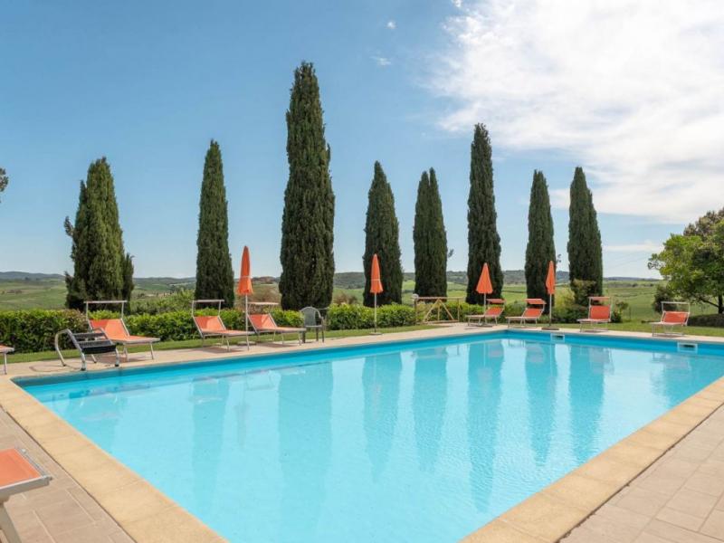 Historic Stone Villa for Sale in San Quirico d’Orcia, Tuscany , Tuscany 