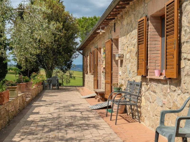 Historic Stone Villa for Sale in San Quirico d’Orcia, Tuscany , Tuscany 