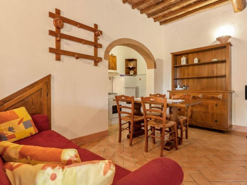 Historic Stone Villa for Sale in San Quirico d’Orcia, Tuscany , Tuscany 