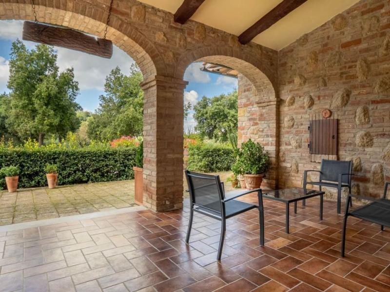 Hilltop Estate With Panoramic Views , Tuscany 