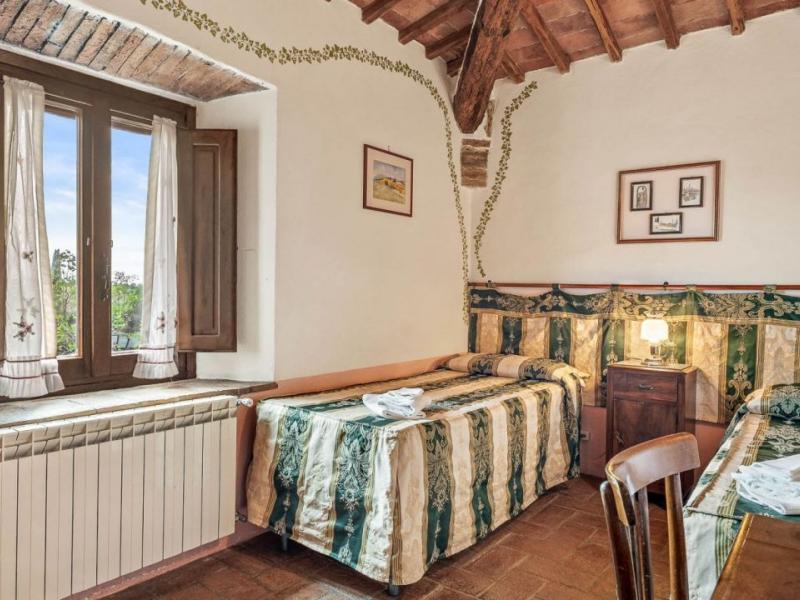 Prestigious Tuscan Estate for Sale Near Montalcino, Italy , Tuscany 