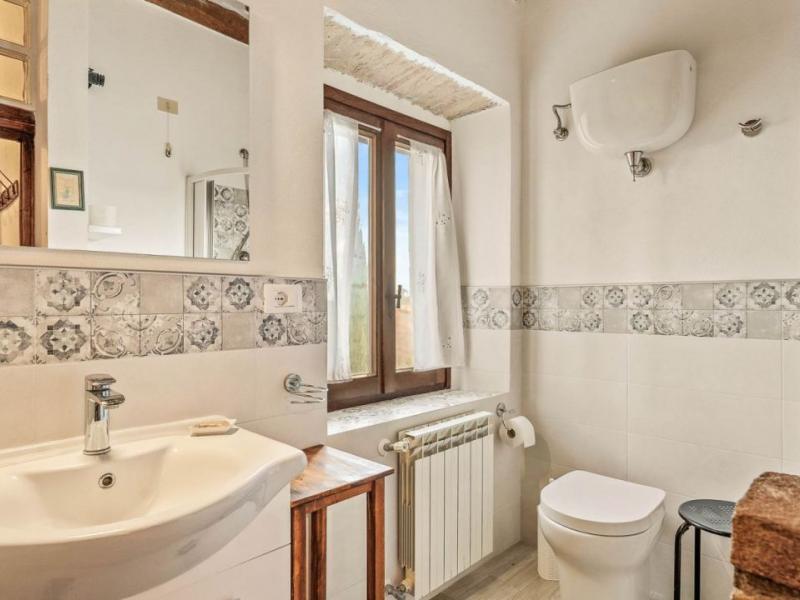 Prestigious Tuscan Estate for Sale Near Montalcino, Italy , Tuscany 