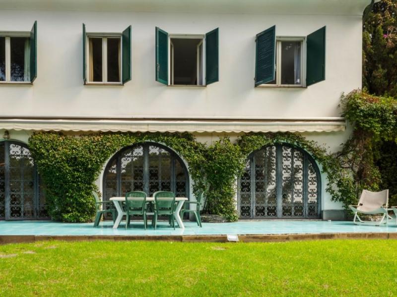 Luxury Seafront Villa with Private Sea Access for Sale , 