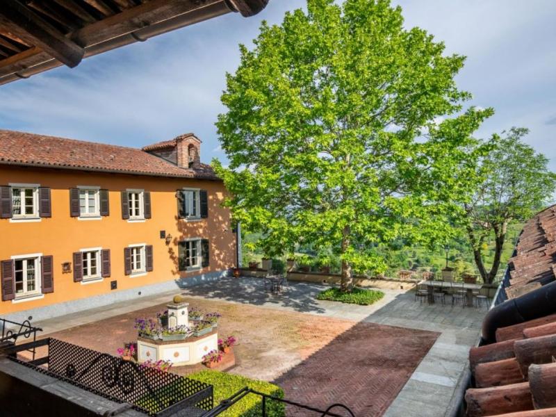 Historic Mansion with Prestigious Winery for Sale , 