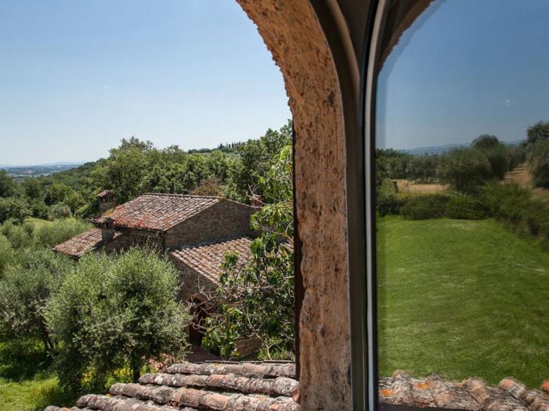 1700s Country Mansion with Pool, Spa & Guest Cottages , Tuscany 