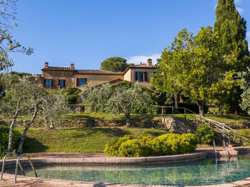 1700s Country Mansion with Pool, Spa & Guest Cottages , Tuscany 