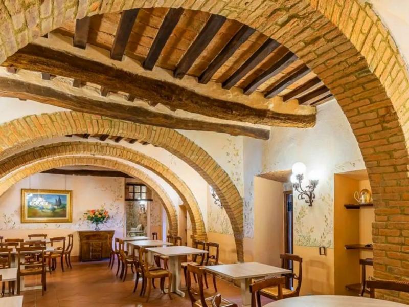 Historic Del Santo Mansion Resort for Sale in Chianti Classico, Tuscany , Tuscany 