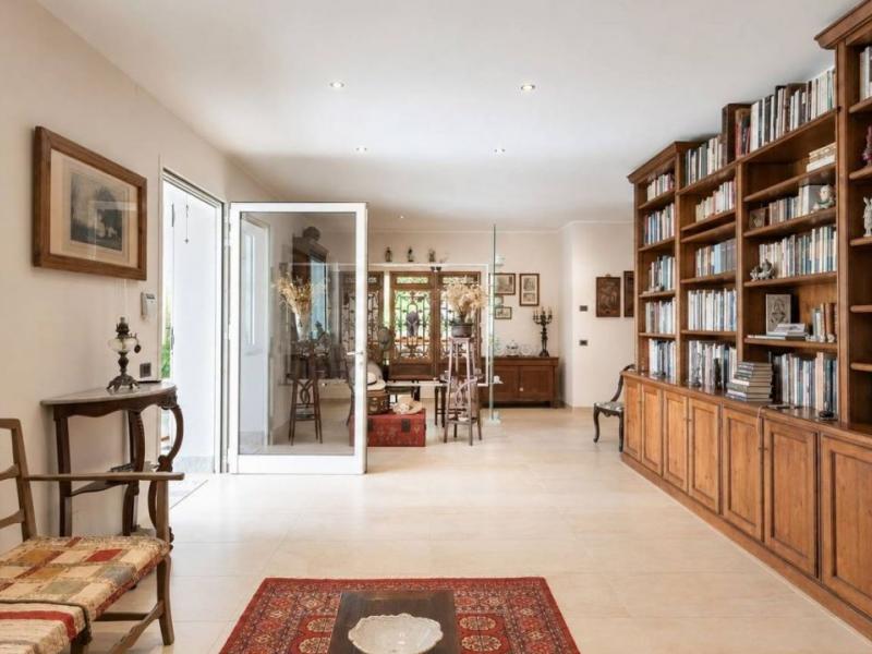 Luxury Sea View Villa with Infinity Pool for Sale in Varazze, Liguria , 