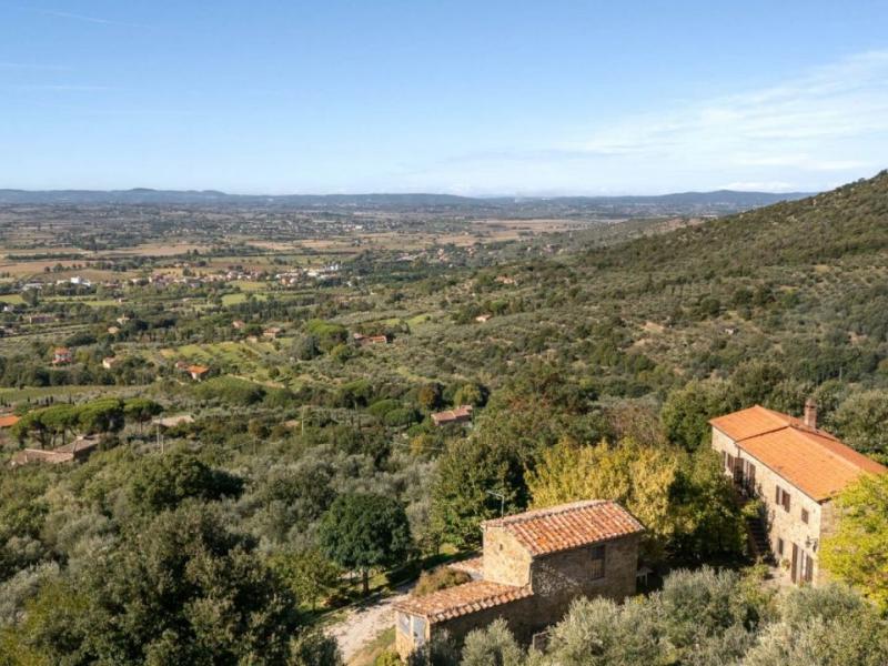 Restored Stone Country House with Pool and Olive Grove for Sale Near Cortona , Tuscany 
