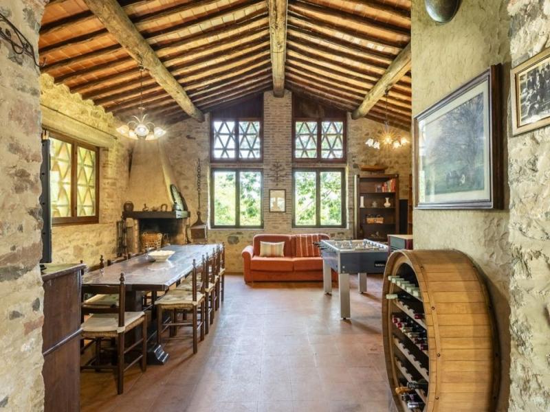 Historic Chianti Country House with Pool and Guest Accommodation , Tuscany 