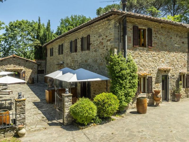 Historic Chianti Country House with Pool and Guest Accommodation , Tuscany 