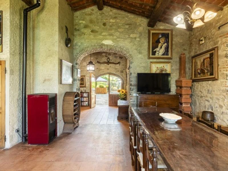 Historic Chianti Country House with Pool and Guest Accommodation , Tuscany 