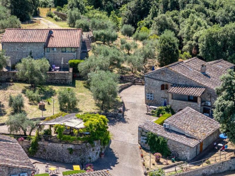 Exclusive Tuscan Hamlet with Hospitality Business , Tuscany 