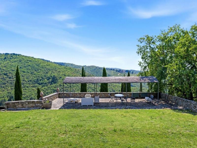 Farm for sale for sale in Siena - Castellina In Chianti , 
