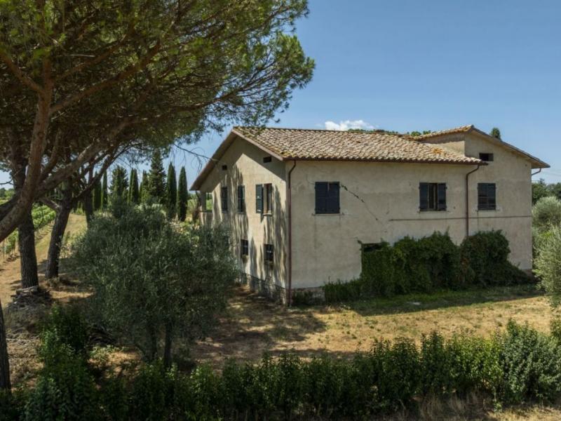 Country House/Farmhouse for sale for sale in Arezzo - Cortona , 
