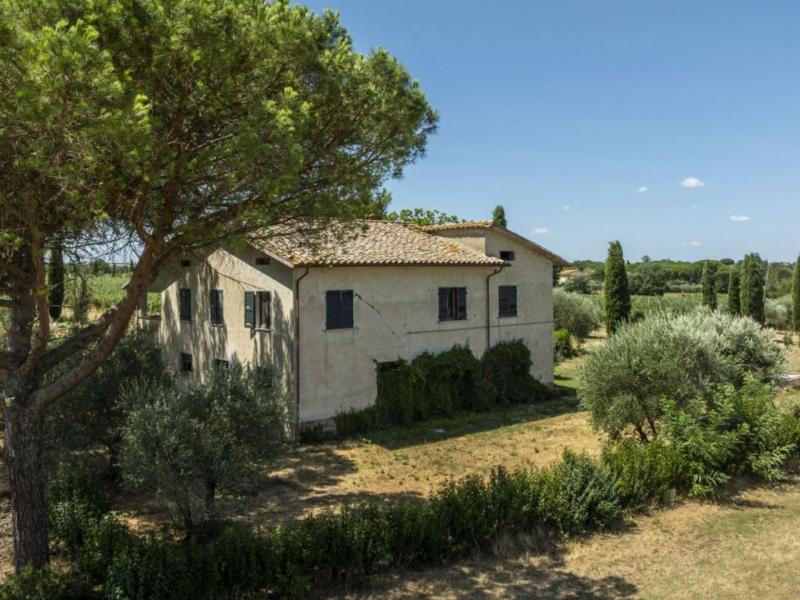 Country House/Farmhouse for sale for sale in Arezzo - Cortona , 