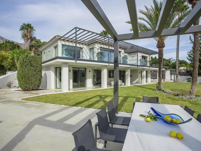 5 Bedrooms Villa for sale in Marbella Golden Mile Marbella , Marbella 