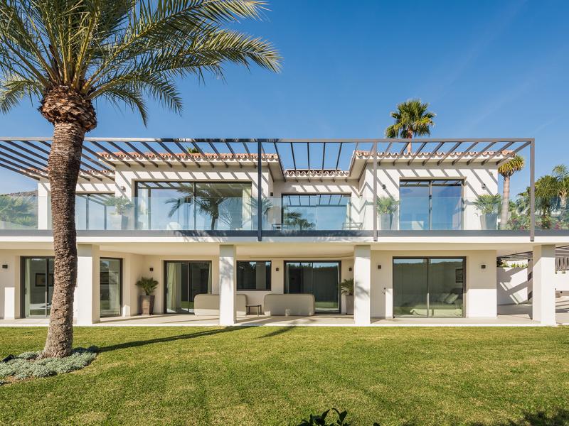 5 Bedrooms Villa for sale in Marbella Golden Mile Marbella , Marbella 