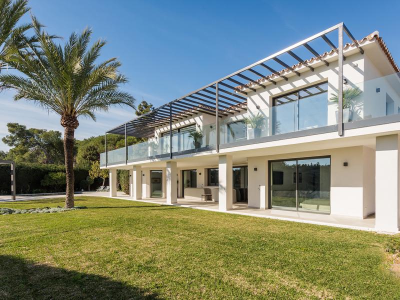 5 Bedrooms Villa for sale in Marbella Golden Mile Marbella , Marbella 