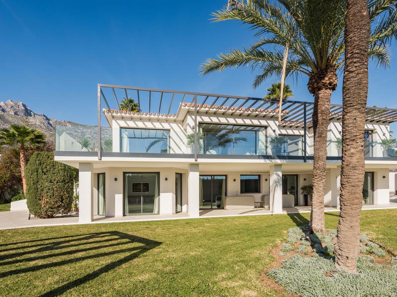 5 Bedrooms Villa for sale in Marbella Golden Mile Marbella , Marbella 