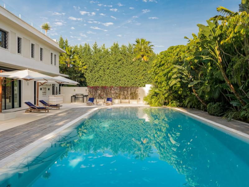 8 Bedrooms Villa for sale in Marbella Golden Mile Marbella , Marbella 
