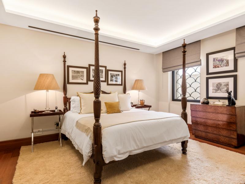 8 Bedrooms Villa for sale in Marbella Golden Mile Marbella , Marbella 