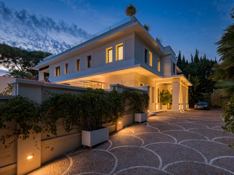8 Bedrooms Villa for sale in Marbella Golden Mile Marbella , Marbella 