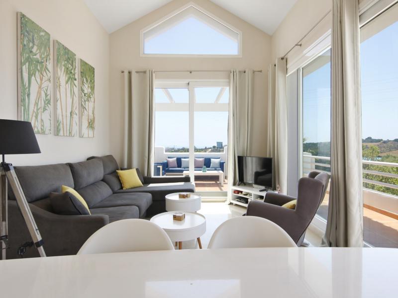 2 Bedroom Penthouse for sale in Casares Pueblo Casares , Casares 