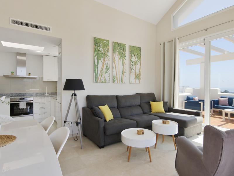 2 Bedroom Penthouse for sale in Casares Pueblo Casares , Casares 