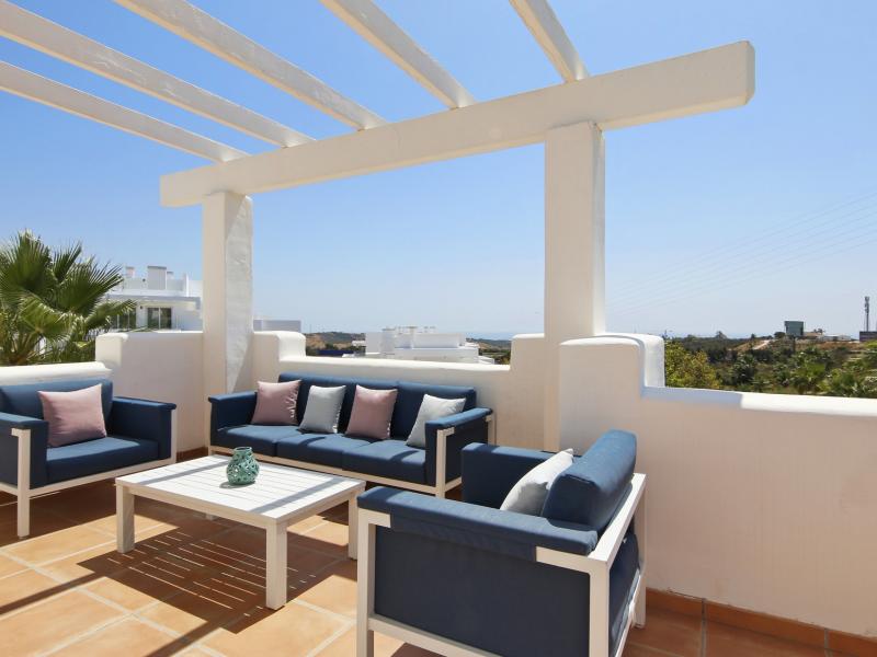 2 Bedroom Penthouse for sale in Casares Pueblo Casares , Casares 